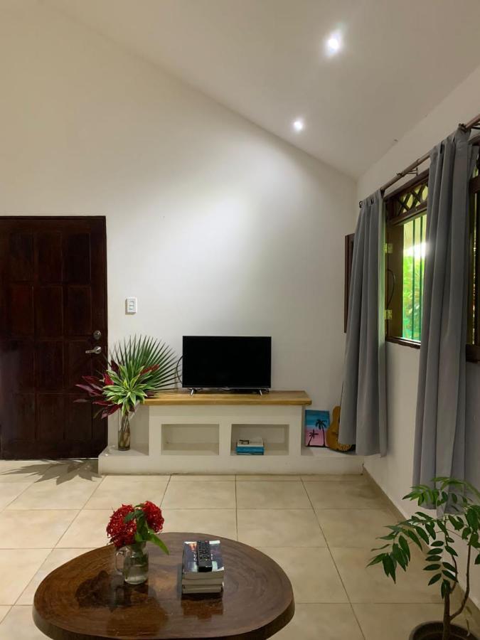 Hostel 7, Casa De Gingi Playa Santa Teresa  Экстерьер фото