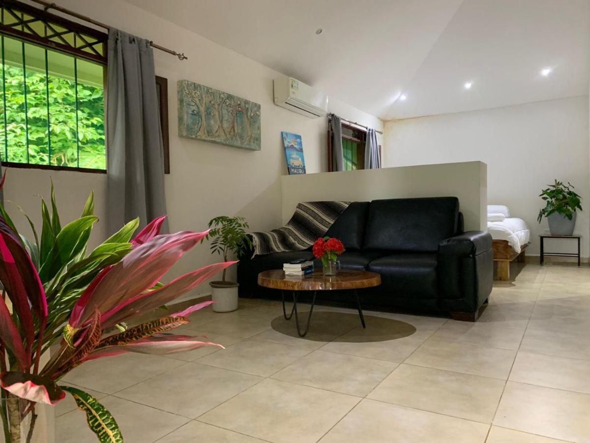 Hostel 7, Casa De Gingi Playa Santa Teresa  Экстерьер фото
